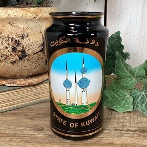 The Art of Chokin State of Kuwait Black Glass Collector's Vase 24kt Gold 6" Tall